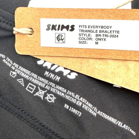 Skims Fits Everybody Triangle Bralette Black Onyx Bra New with tags Size Medium - Picture 4 of 4